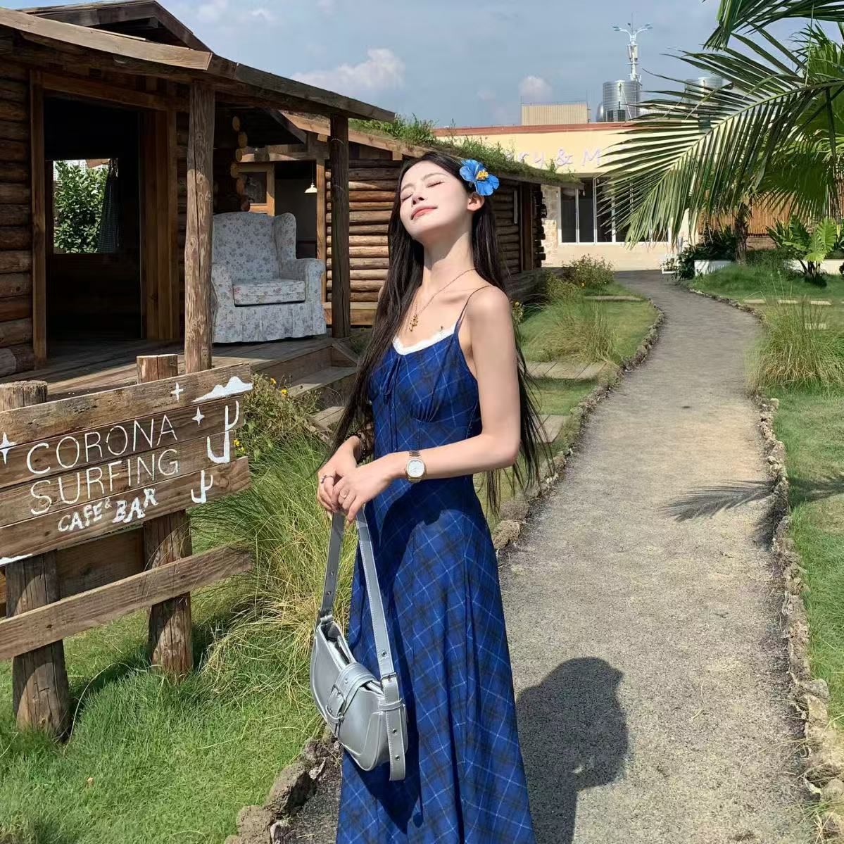 New French Retro Blue Summer Suspender Dress for Women, Slim Plaid New Style, Slimming and Super Fairy Skirt